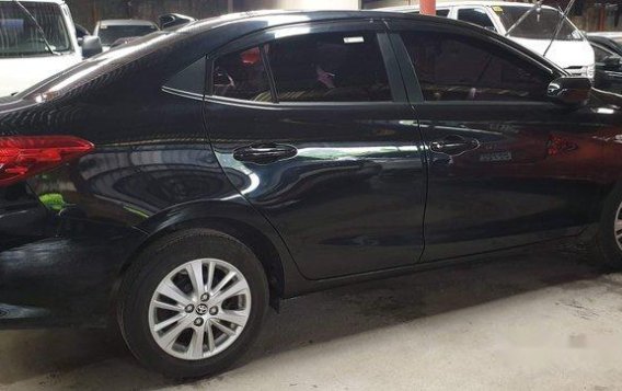 Selling Black Toyota Vios 2019 in Quezon City-3