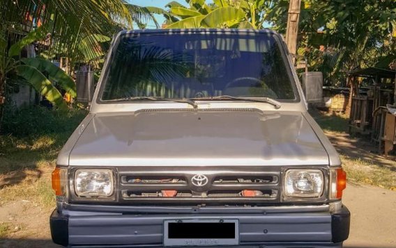 Selling 2nd Hand Toyota Tamaraw 2002 in Talisay-1