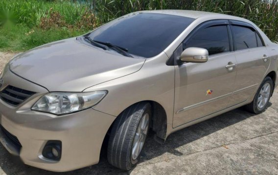 Selling 2nd Hand Toyota Altis 2011 in Concepcion-1