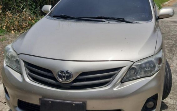 Selling 2nd Hand Toyota Altis 2011 in Concepcion