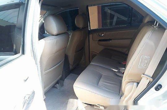 Selling Beige Toyota Fortuner 2013 Automatic Diesel for sale-4