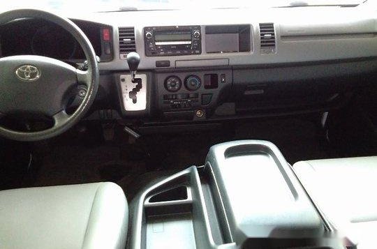 Sell White 2014 Toyota Hiace at Automatic Diesel at 37833 km in Quezon City-8