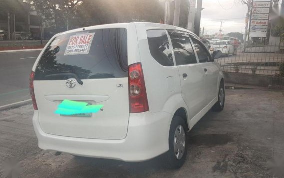 Selling 2nd Hand Toyota Avanza 2013 in Quezon City-6