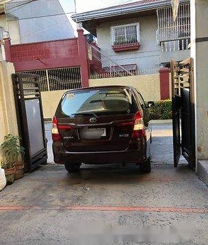 Selling Brown Toyota Innova 2014 Manual Gasoline at 47000 km for sale-2