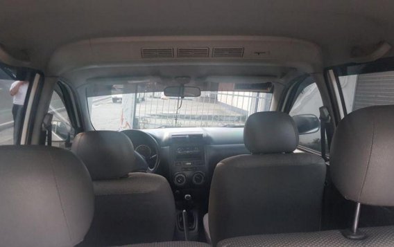 Selling 2nd Hand Toyota Avanza 2013 in Quezon City-8