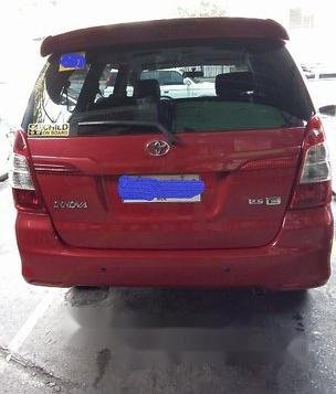 Selling Red Toyota Innova 2015 in Manila-1