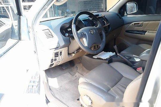 Selling Beige Toyota Fortuner 2013 Automatic Diesel for sale-3