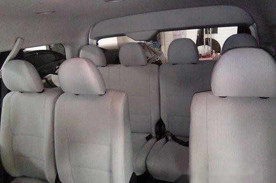 Sell White 2014 Toyota Hiace at Automatic Diesel at 37833 km in Quezon City-7