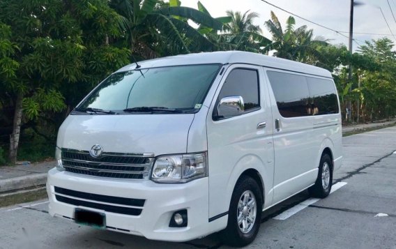 2nd Hand Toyota Hiace 2013 Automatic Diesel for sale in Tanza