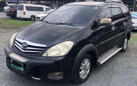 Selling Toyota Innova 2011 Automatic Diesel in Pasig-1