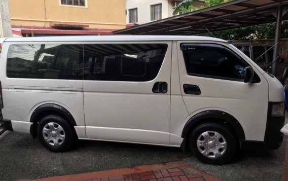 2nd Hand Toyota Hiace 2016 Manual Diesel for sale in Quezon City