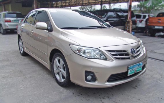 Selling Toyota Altis 2012 Automatic Gasoline in Mandaue