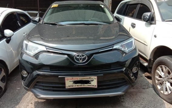Selling 2nd Hand Toyota Rav4 2017 Automatic Gasoline at 27000 km in Quezon City