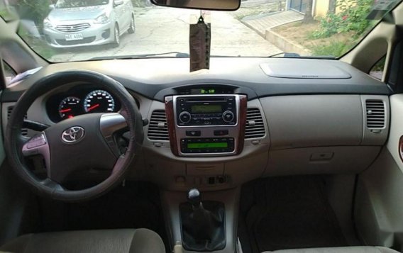 Toyota Innova 2014 Manual Diesel for sale in Quezon City-5