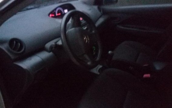 2nd Hand Toyota Vios 2011 at 62000 km for sale in Quezon City-3