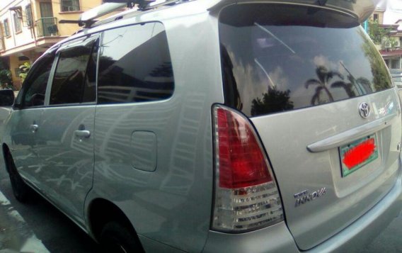 2009 Toyota Innova for sale in Mandaluyong-3
