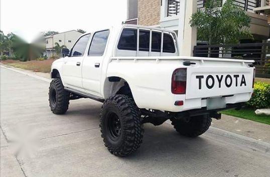 2000 Toyota Hilux for sale in Manila-3