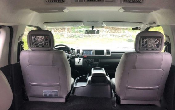 Toyota Hiace 2019 Automatic Diesel for sale in Pasig-7