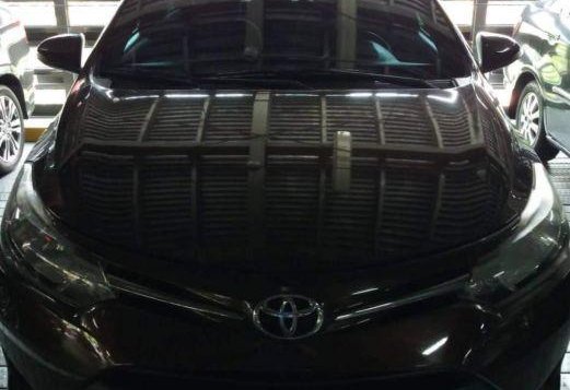 Selling 2nd Hand Toyota Vios 2014 in Makati-9