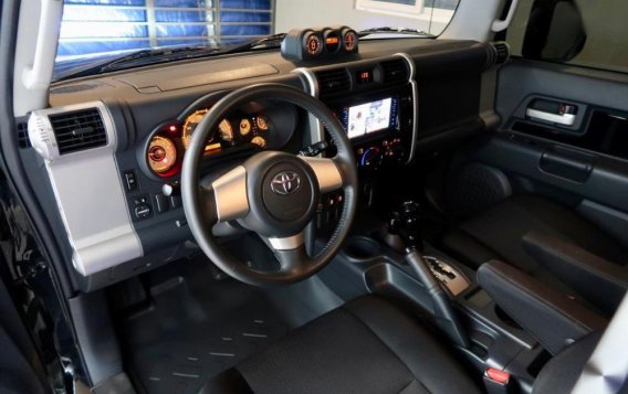 Selling Toyota Fj Cruiser 2015 Automatic Gasoline in Quezon City-6
