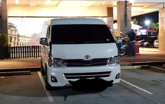 2nd Hand Toyota Hiace 2013 at 74000 km for sale in Lucena