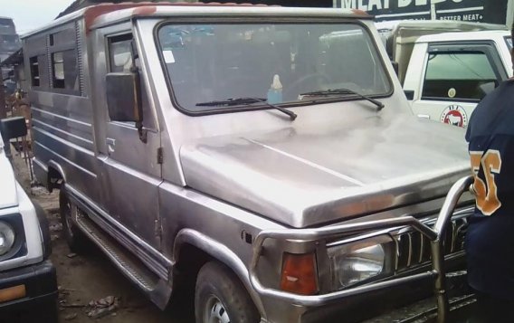 Selling 2nd Hand Toyota Owner Type Jeep 1995 at 60000 km in Manila-4