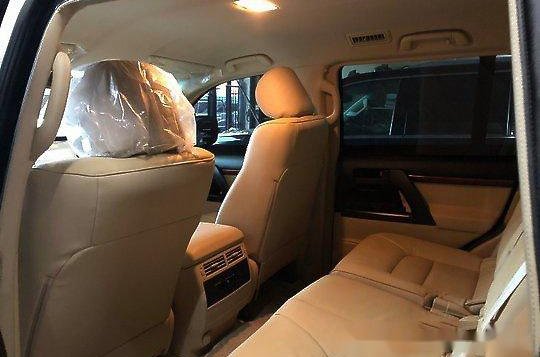 Selling White 2018 Toyota Land Cruiser for sale-2