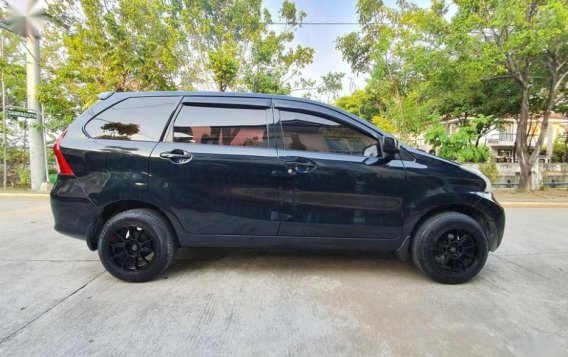 2nd Hand Toyota Avanza 2012 for sale in Manila-3