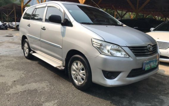 2nd Hand Toyota Innova 2013 at 50000 km for sale-4