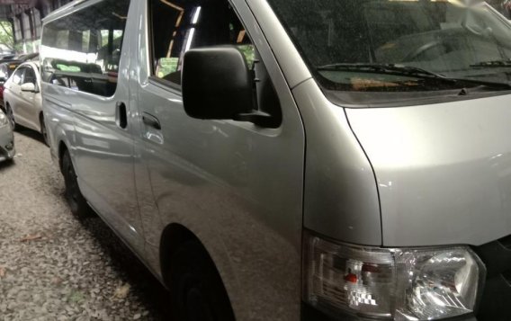 2nd Hand Toyota Hiace 2016 at 143000 km for sale in Quezon City-1