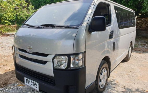 Toyota Hiace 2017 Manual Diesel for sale in Parañaque-2