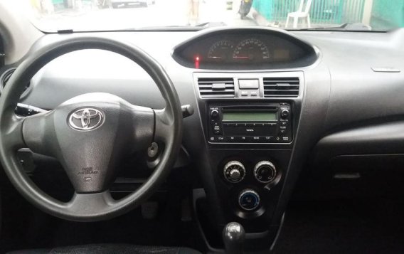 2nd Hand Toyota Vios 2008 at 100000 km for sale-5