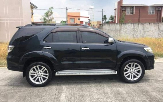 Selling Toyota Fortuner 2012 Automatic Diesel in Imus-6