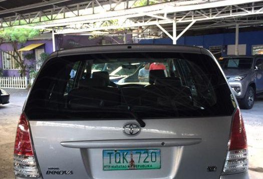 Selling 2nd Hand Toyota Innova 2012 in Manila-2