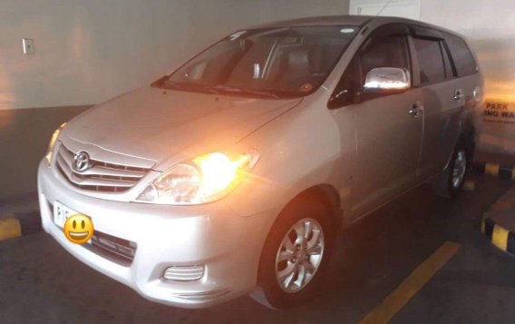 2nd Hand Toyota Innova 2011 at 70000 km for sale in Caloocan-1