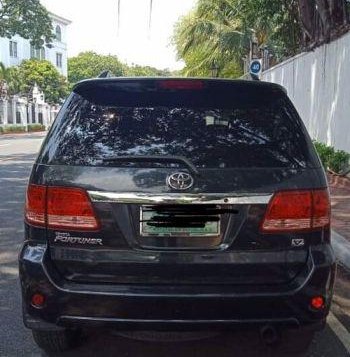 Selling Toyota Fortuner 2006 Automatic Diesel in Manila-1