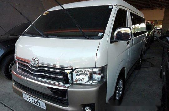 Selling White Toyota Hiace 2016 Automatic Diesel for sale-1