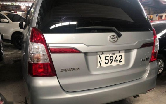 Selling Silver Toyota Innova 2016 in Quezon City-3