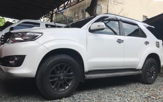 Selling White Toyota Fortuner 2016 for sale in Quezon City