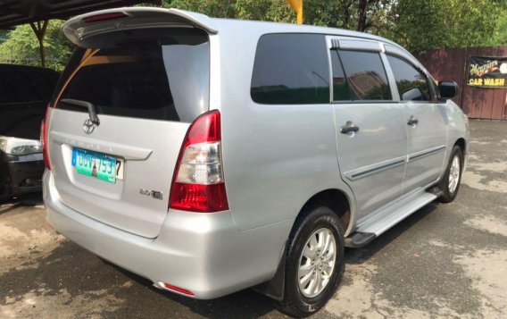 2nd Hand Toyota Innova 2013 at 50000 km for sale-3