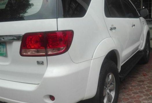 Selling Toyota Fortuner 2006 Automatic Gasoline in Marikina-3