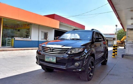 Selling Toyota Fortuner 2012 at 70000 km in Lemery-2