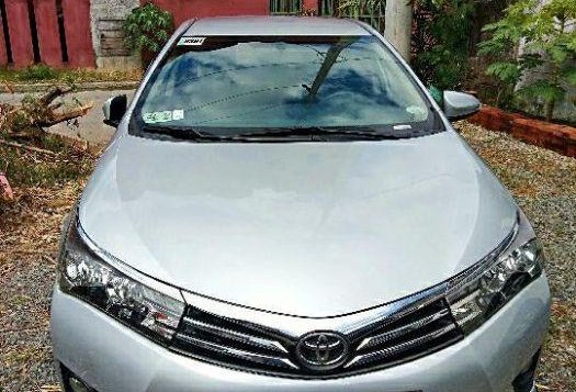 Selling 2nd Hand Toyota Altis 2015 in Quezon City-4