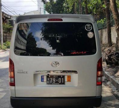 2nd Hand Toyota Hiace 2016 at 40000 km for sale in Manila-1