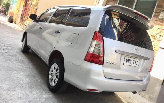 Toyota Innova 2013 Manual Diesel for sale in Quezon City-3