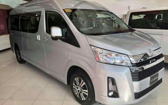 Selling Brand New Toyota Hiace 2019 Automatic Diesel in Makati-8