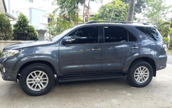 2nd Hand Toyota Fortuner 2013 at 50000 km for sale in Quezon City-1