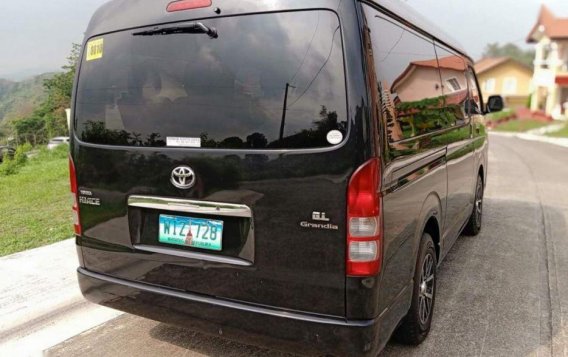 Sell 2nd Hand 2014 Toyota Hiace at 40000 km in Antipolo-3
