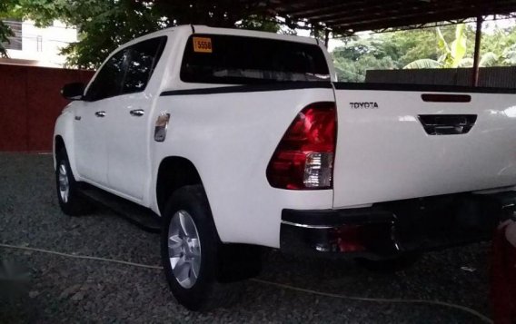 Selling 2nd Hand Toyota Hilux 2016 at 10000 km in Quezon City-1