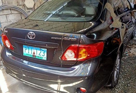 2nd Hand Toyota Corolla Altis 2010 at 79000 km for sale-1